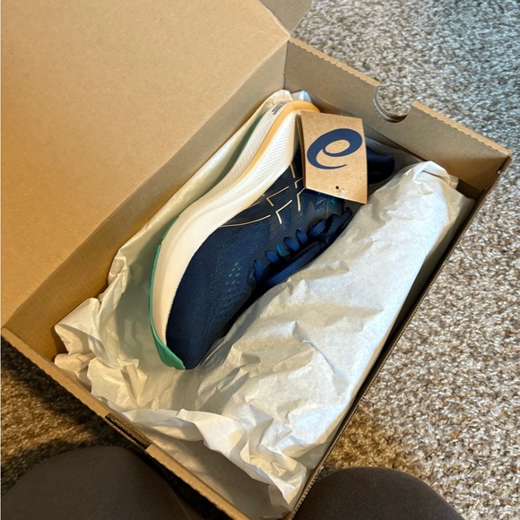 ASICS Women's Navy Running Shoes - Picture 4 of 7